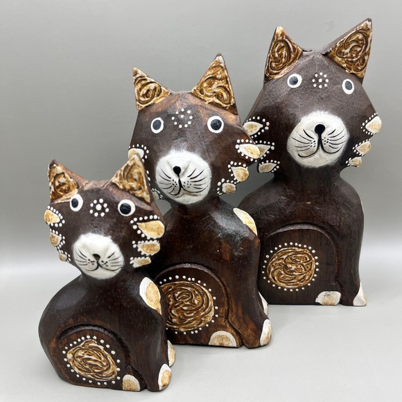 The Unbranded Brand Other - Trio of Brown Wooden Carved Standing Kitty Cat Folk Art‎ Figurines Boho Vtg